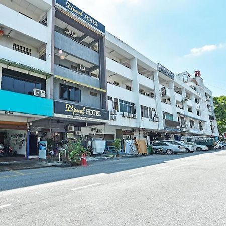 F Hotel Sungai Dua Bukit Екстериор снимка