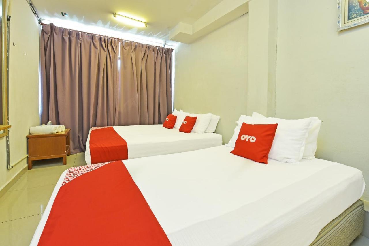 F Hotel Sungai Dua Bukit Екстериор снимка