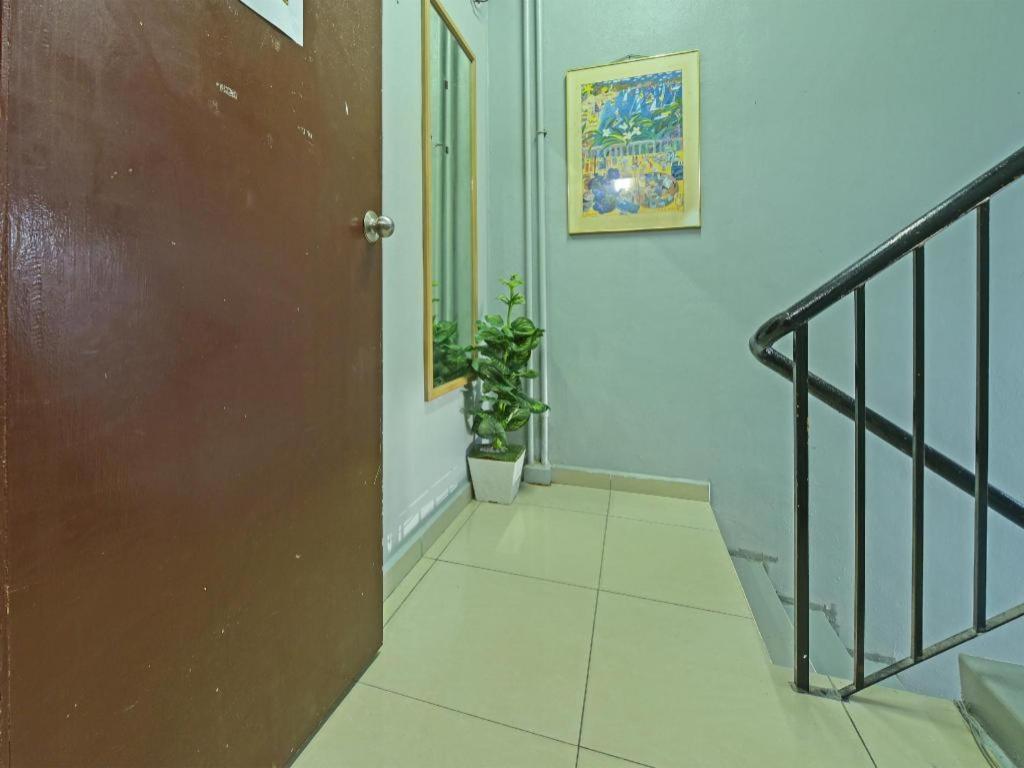 F Hotel Sungai Dua Bukit Екстериор снимка