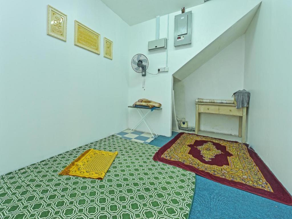 F Hotel Sungai Dua Bukit Екстериор снимка