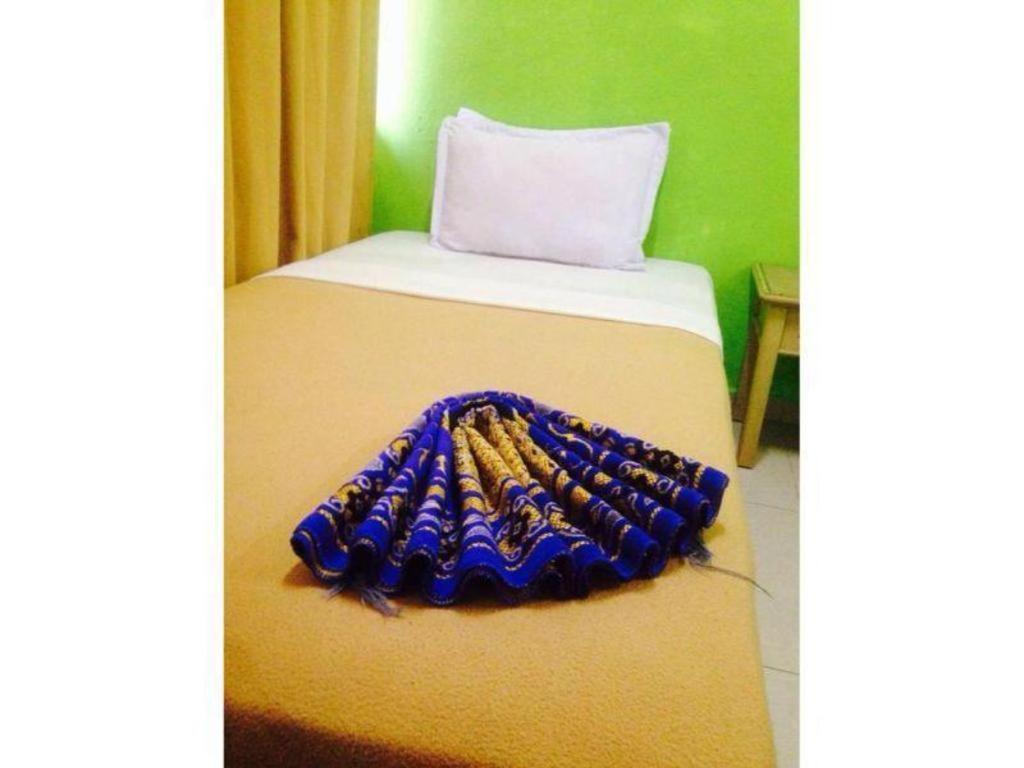 F Hotel Sungai Dua Bukit Екстериор снимка